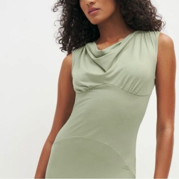 Reformation Seona Sage Artichoke Backless Maxi Dress Large NWT - Picture 4 of 10
